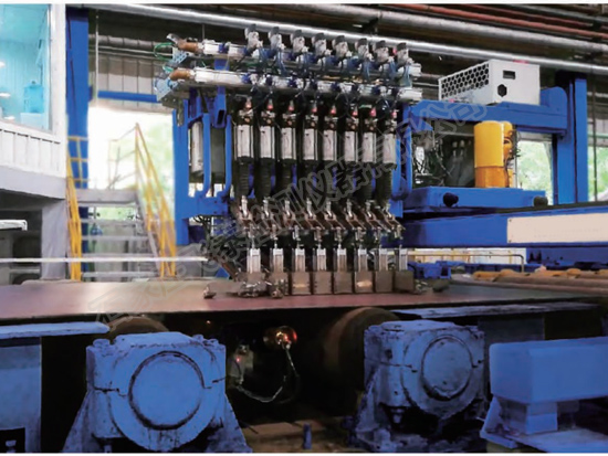 鋼板探傷設備.jpg 鋼板探傷設備.jpg